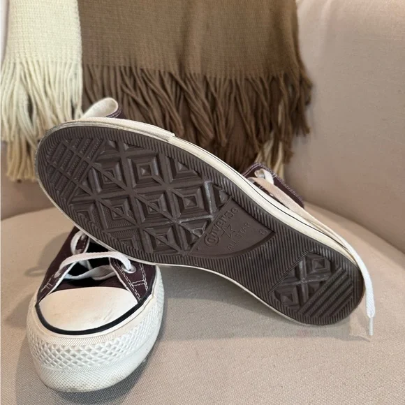 Converse High-Tops in Brown and White - Picture 3 of 4